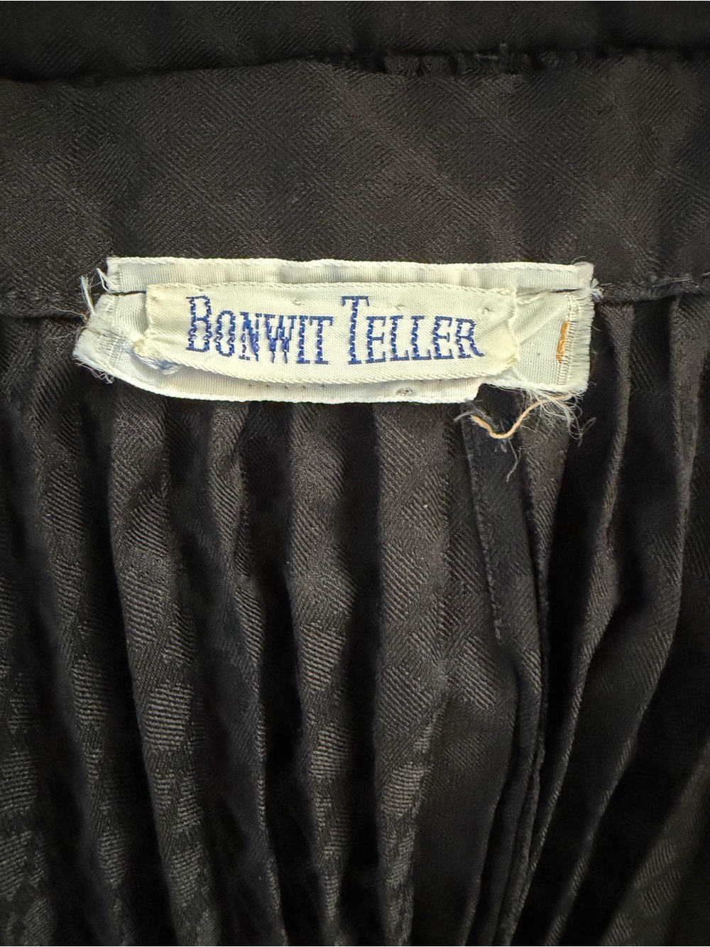 Vintage Bonwit Teller Contessa Monique Maxi Skirt - Black Pleated Silk Jacquard - Picture 5 of 5